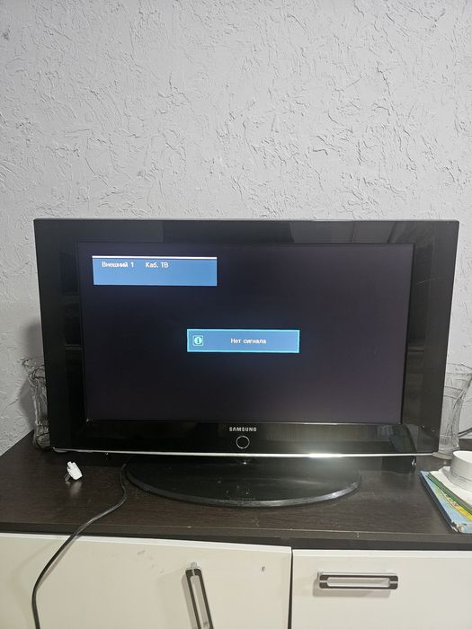 Телевизор в хорошем состаяние торг имеется
