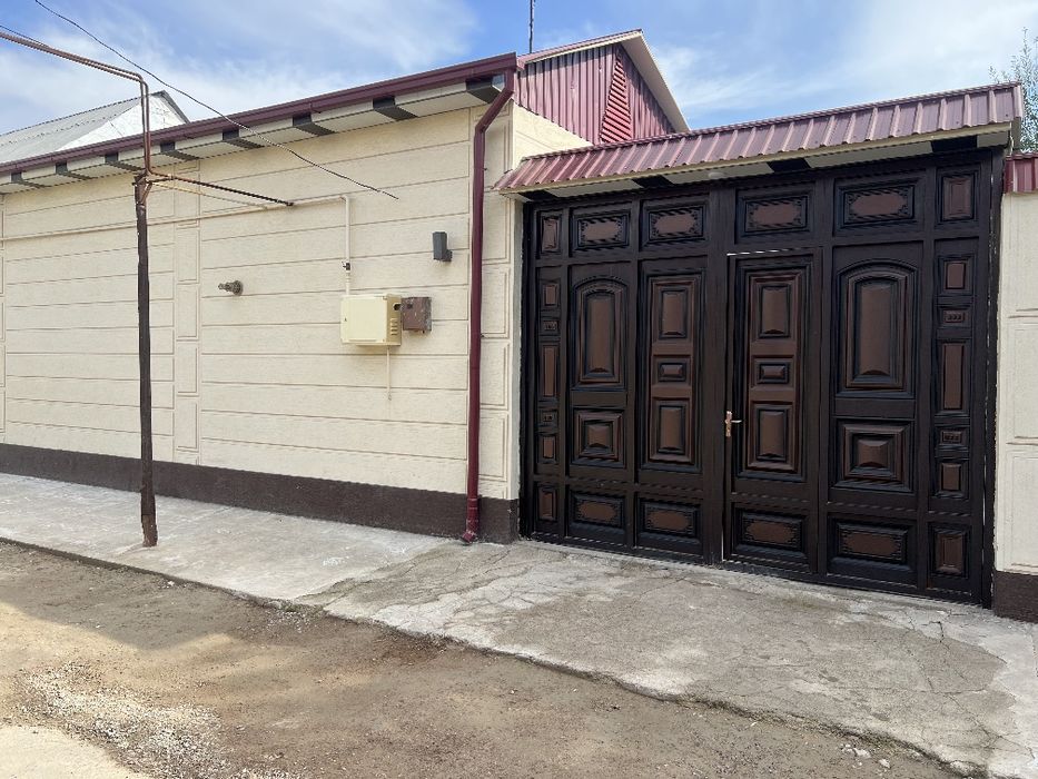 Srochno sotiladi Hovli Nurafshon