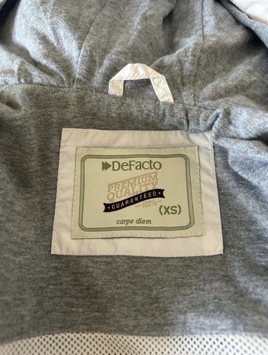 Ветровка Defacto