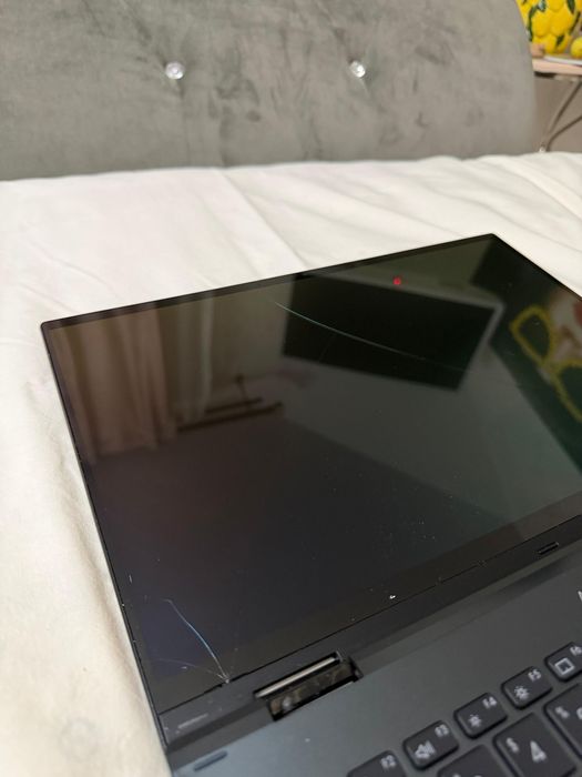 Vand laptop ASUS ZenBook 14