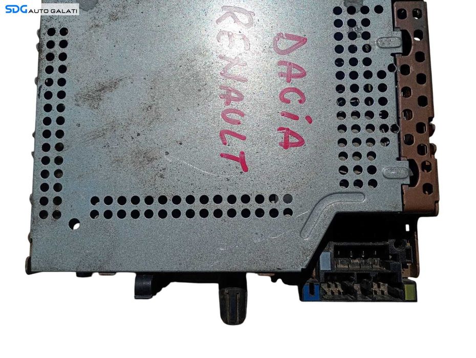 Unitate Radio cu Caseta Dacia Logan 1 2004 - 2012 Cod 8200057676 [LC1097]