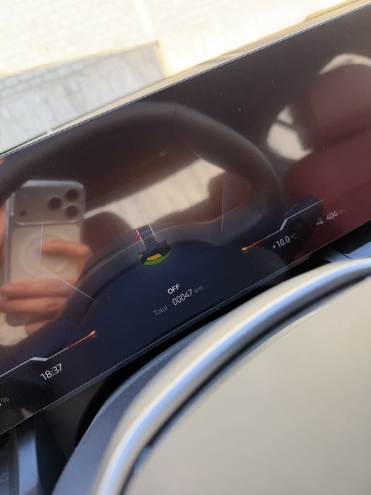 BMW i5 35L Новая в наличии