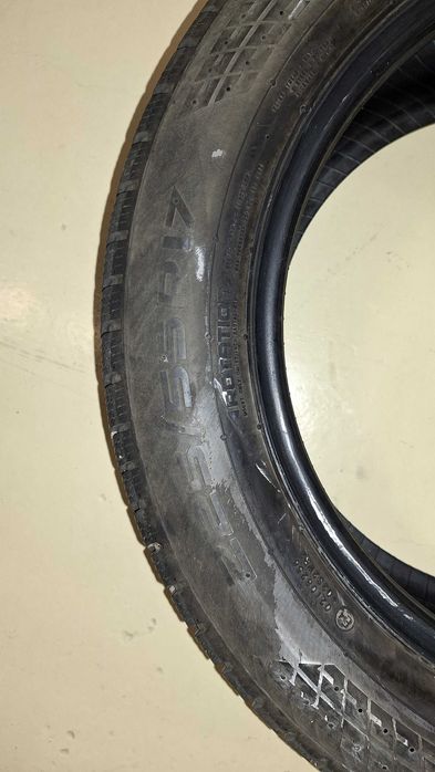 Vand 4 anvelope  iarna Nokian 225/55/17,