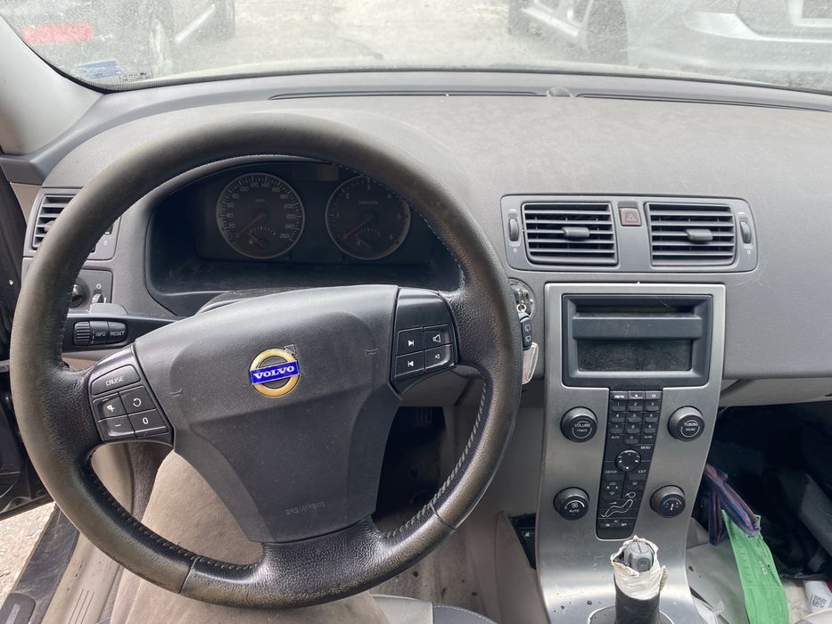 volvo v50 2005 2.0hdi волво в50 на части