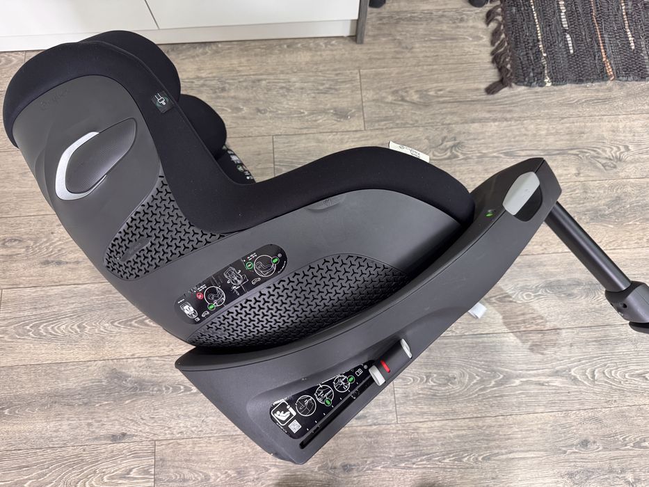 Scaun de masina cu isofix, cibex sirona gi in stare foarte buna
