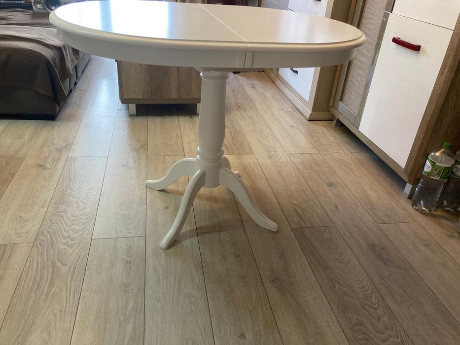 Masa alba clasica extensibila lemn masiv