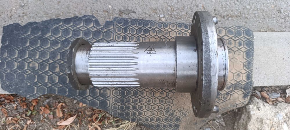 Главини за Трактор Т150