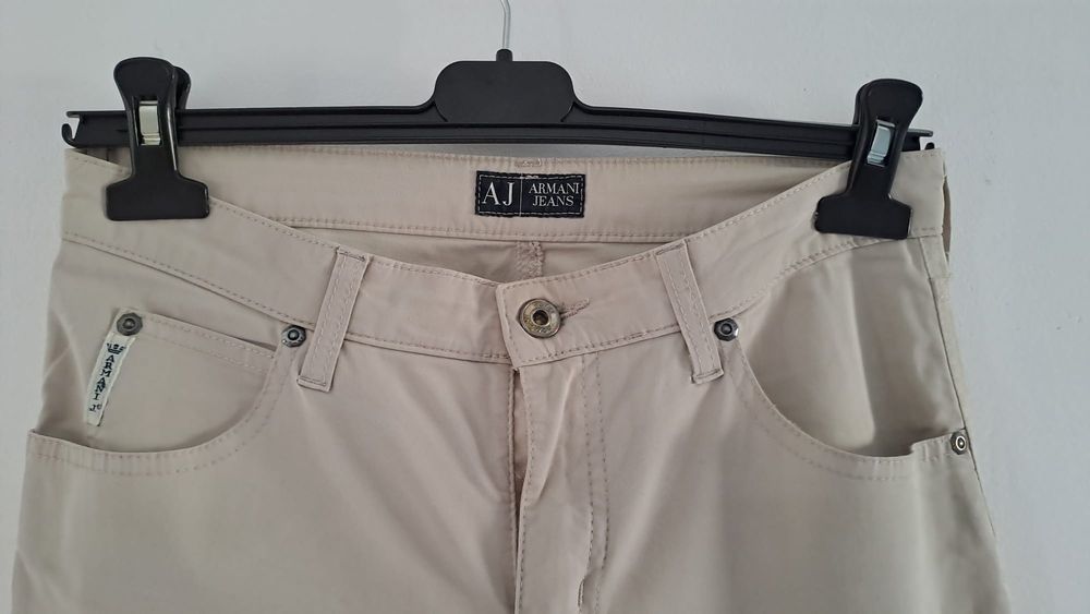 Pantaloni Armani pentru damă