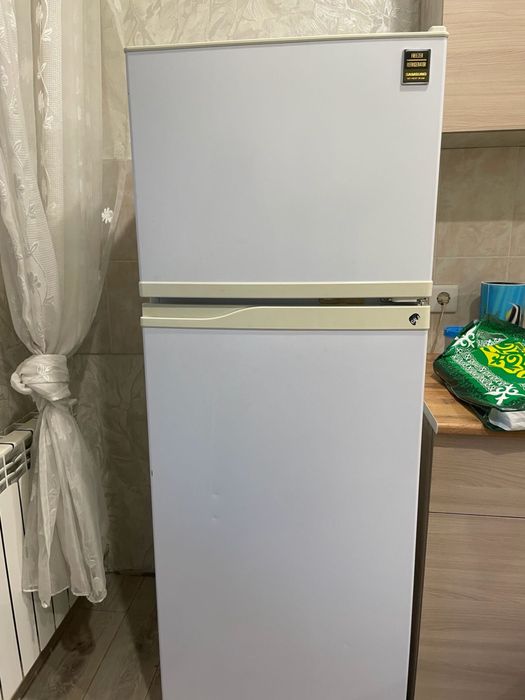 Холодильник продам