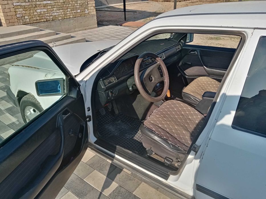 Продам мерс 124 2куб карбюратора