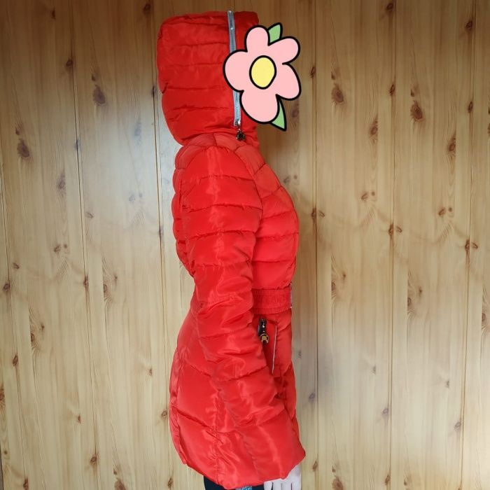 Зимняя куртка на девочку