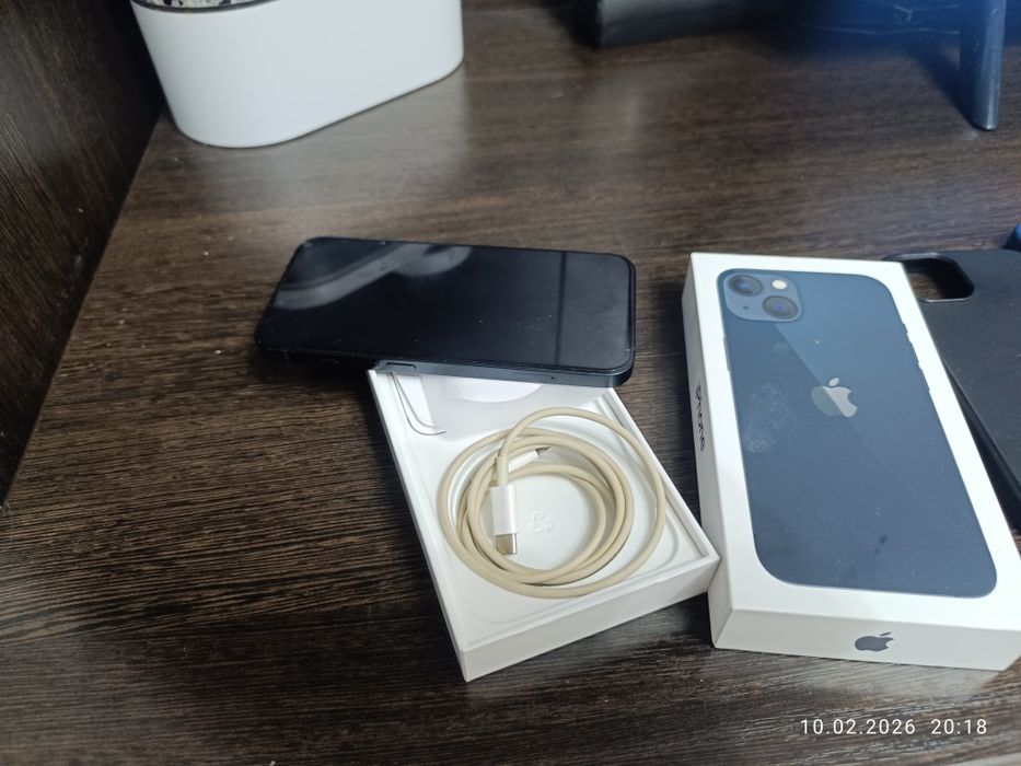 Продам айфон 13 88 батарея