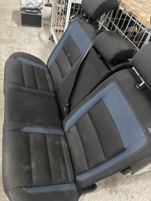 седалки и кори за vw golf6