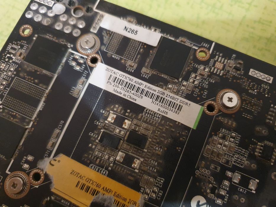 Видеокарта Zotac gtx760 не рабочая.