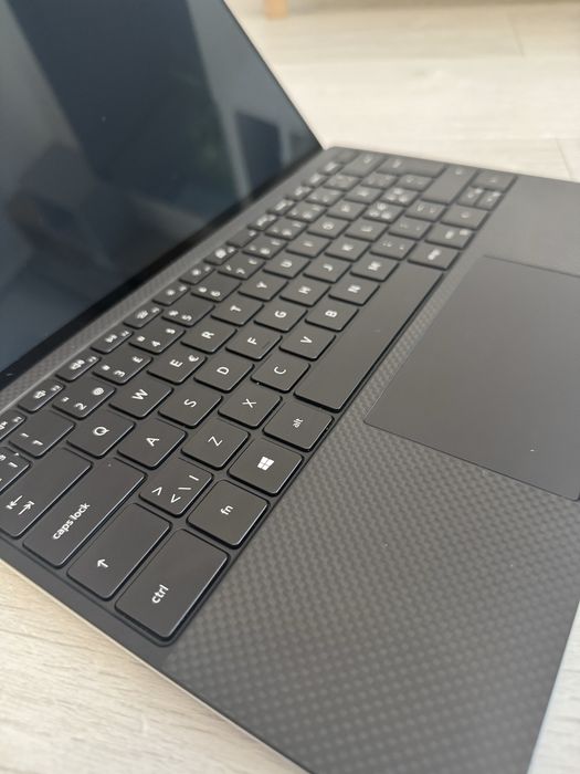 Laptop Dell xps 9300