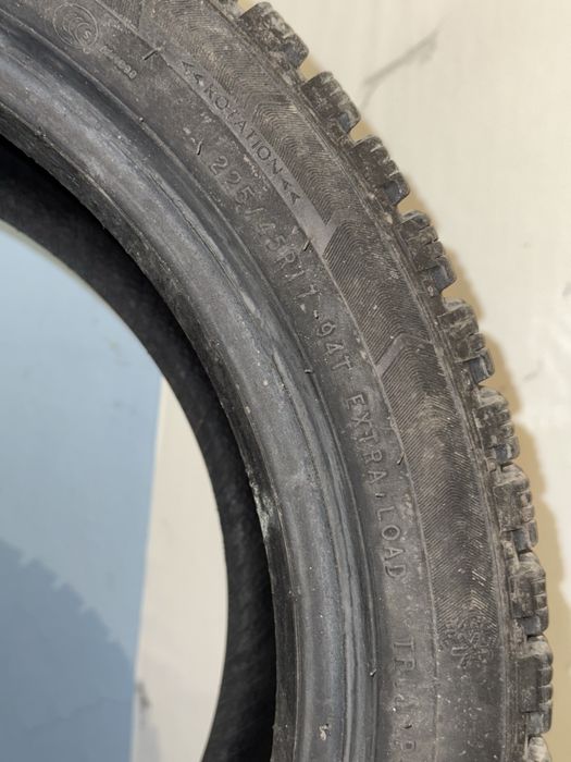 Шины зимние срочно 17размер