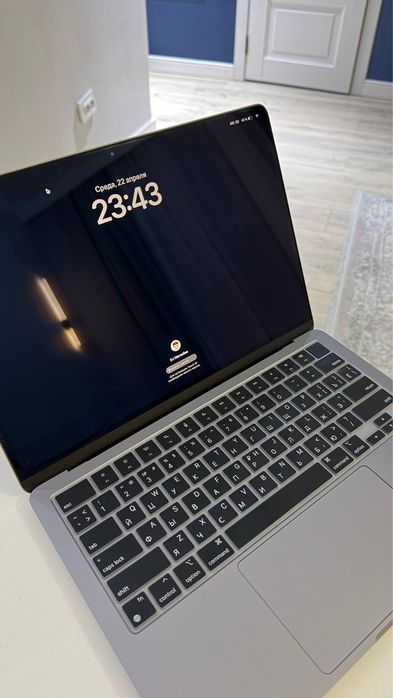 Продам MacBook на M2