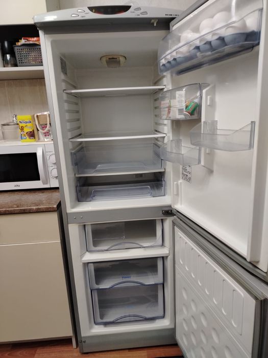 Продам холодильник Haier