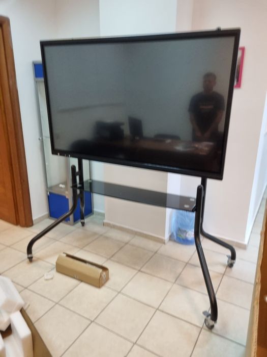 Интерактивная панель 65 диагональю