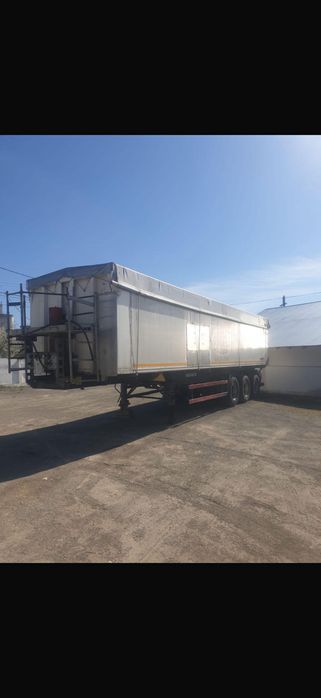 Semiremorca Schmitz 2005