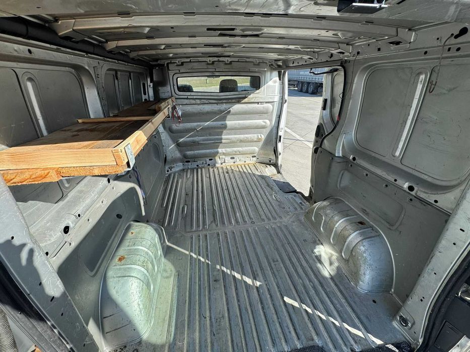 Renault Traffic 2003 1.9 dCi, 362.000 km Reali