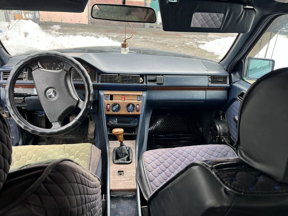 Мерседес бенз 124