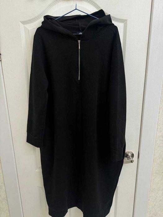 Фирменные платья, размер 54/64