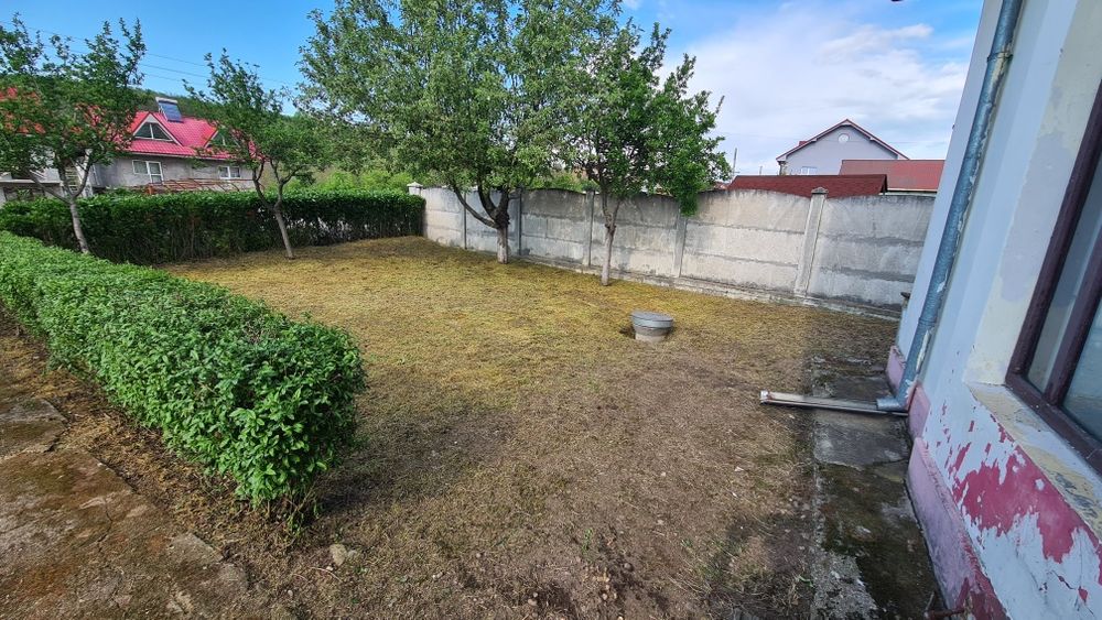 Vând spațiu magazin