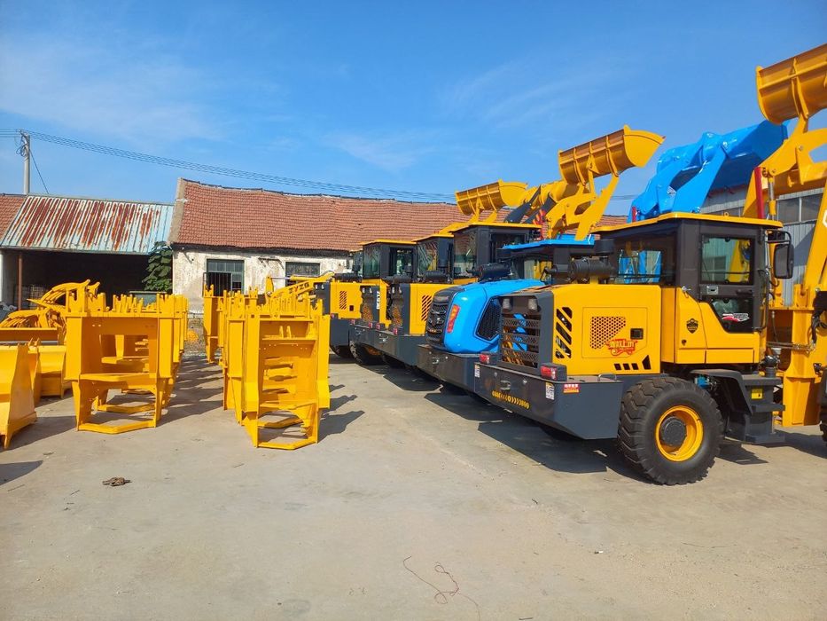 Погрузчик фронталный