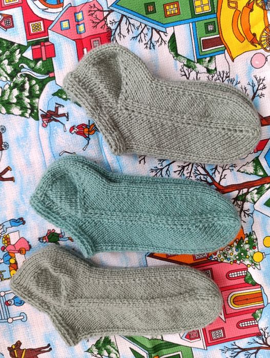 Вязанные Береты и шапки сшарфом