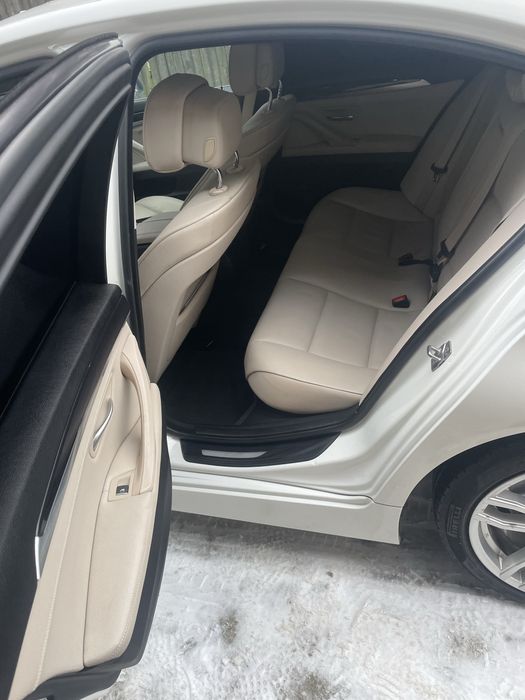 BMW Seria 5 F10 2012