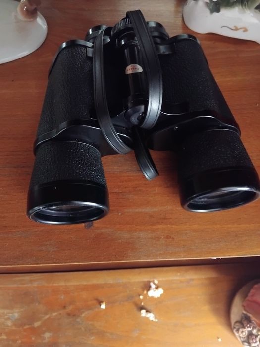 Binoclu 10x50 stare excelenta
