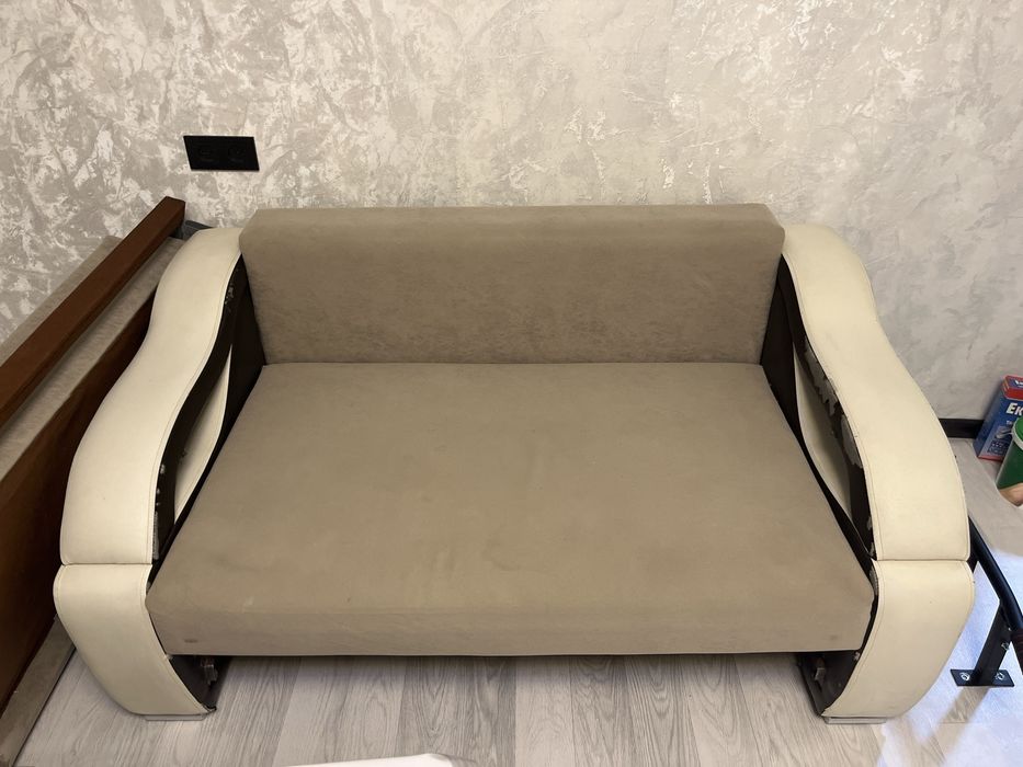 Пролам диван большой и маленький