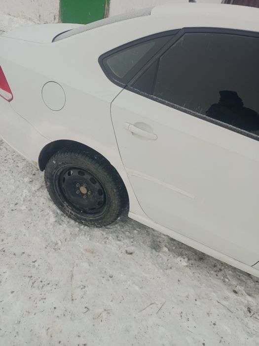 Продам машину поло