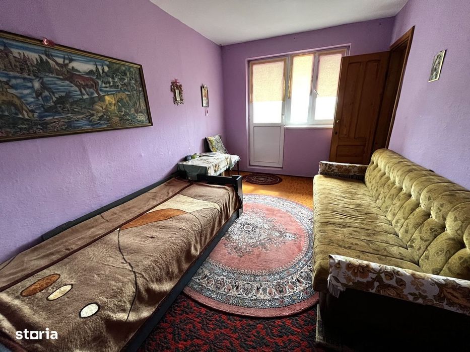 3 camere Buzăului Etaj 2