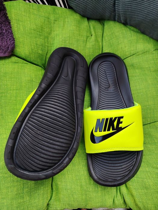 Șlapi Noi Mărime 38.5