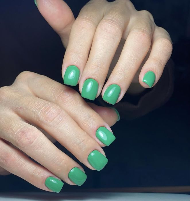 Маникюр с покрытием 3500