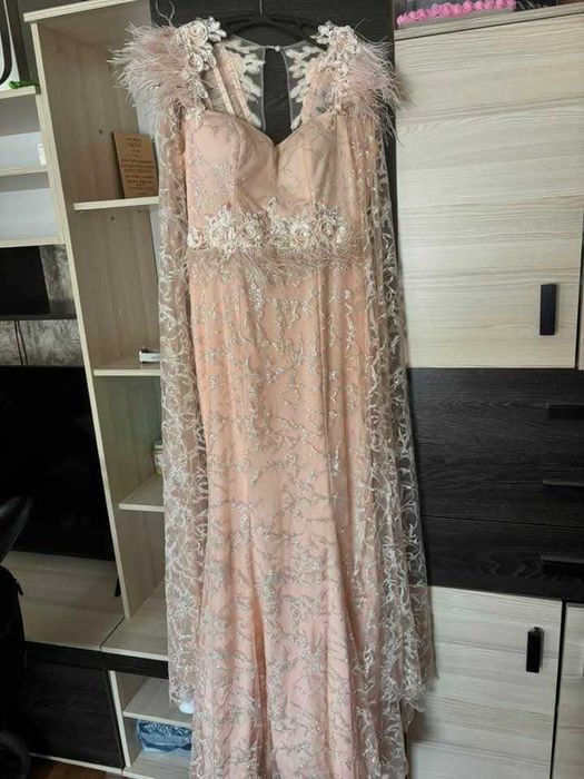 Състояние използвани облечени за по два часа