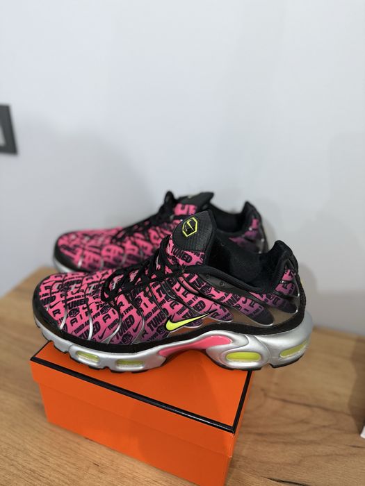 Nike TN Air Max Plus Tuned Air Hyper Pink