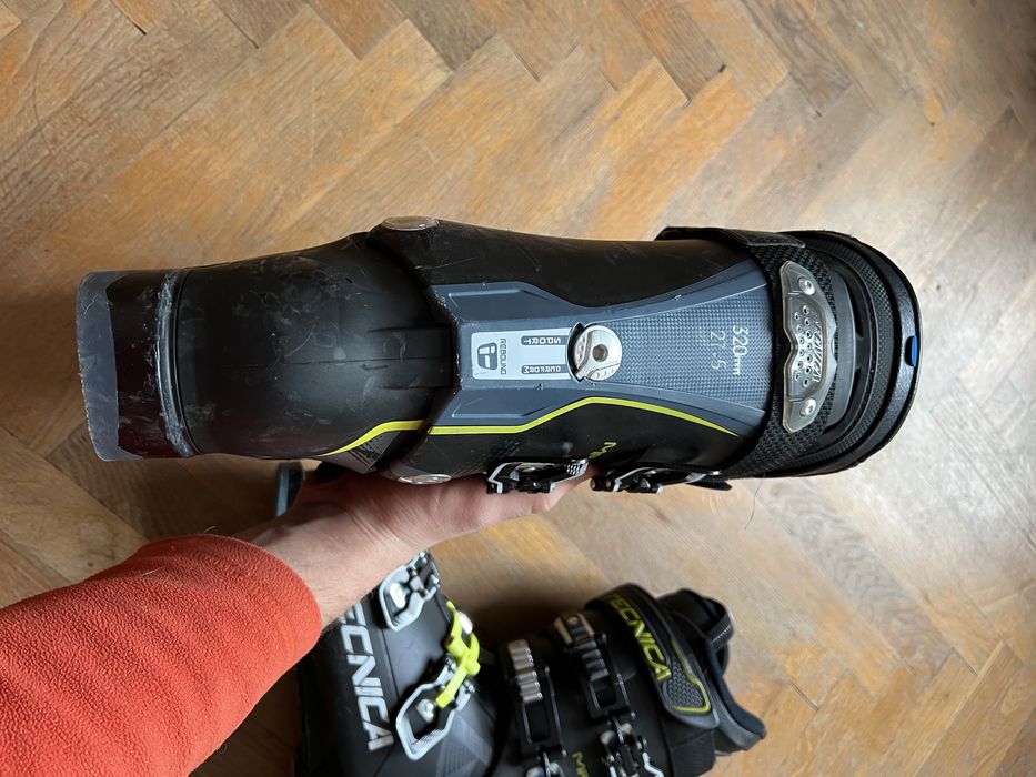 Vând clapari Tecnica Mach 1 xr 100 27 / 27.5