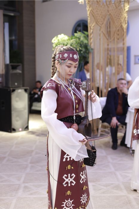 Наурызға арналған түрлі музыкалық номерлер