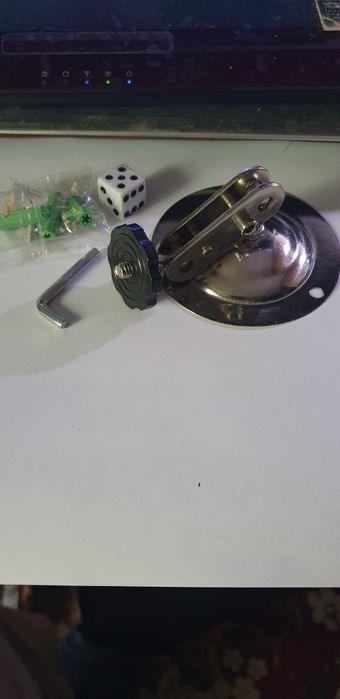 Продам крепеж. Новый.