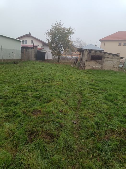 Teren de vanzare cu casa in Florești-Stoienesti direct proprietar