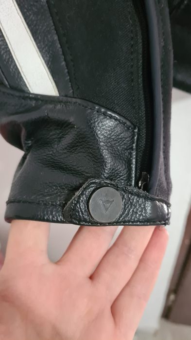 Geaca piele Dainesse mărime 42
