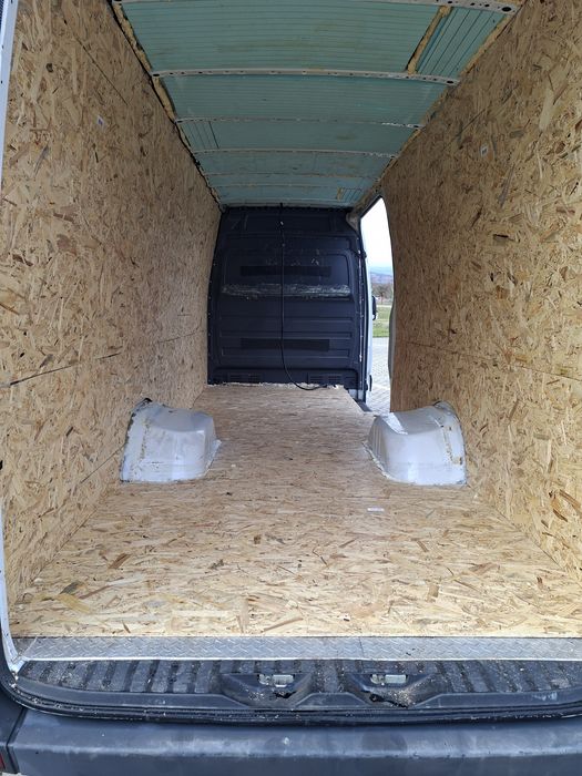 Mercedes Sprinter 516 3.5T iveco crafter lt