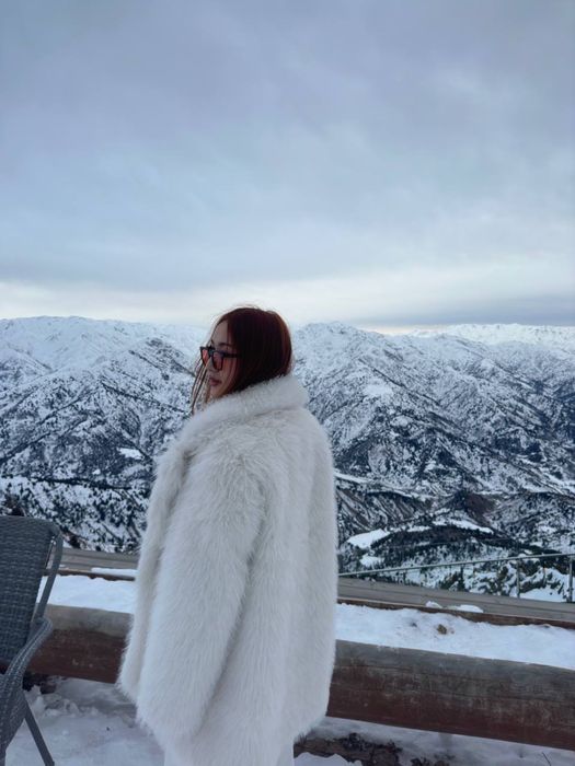 Шуба от DeFacto в белом цвете