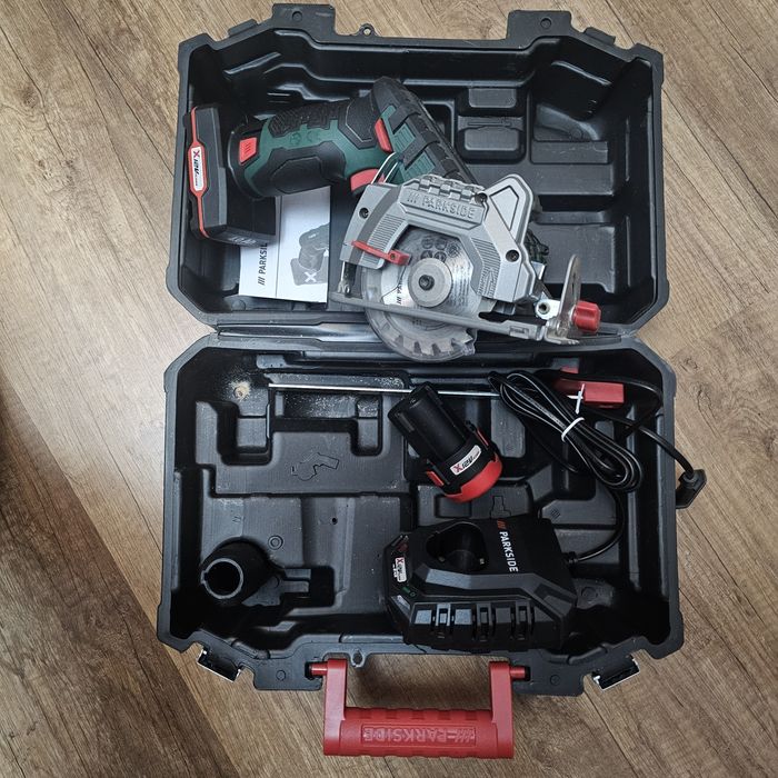 Fierăstrău Circular Parkside 2 baterii