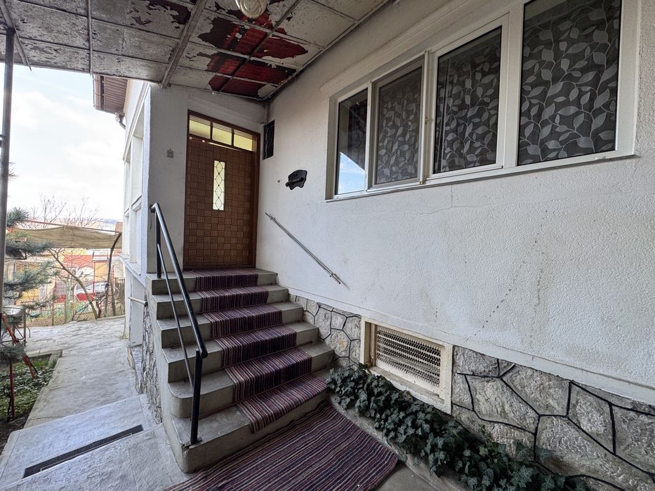 Vând casă in Aiud zona Parc