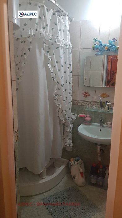 1-стаен в Плевен-Широк център площ 90 цена 80000