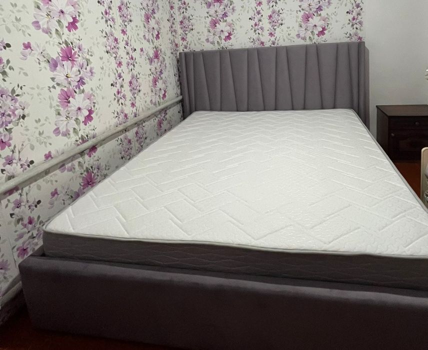 Продам кровать 2на2